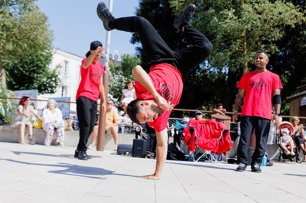 animation spectacle vœux mairie danseurs organisation événementielle animation municipale French Wi animation spectacle vœux mairie danseurs organisation événementielle animation municipale French Wi