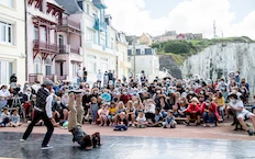 Organisation d’un dîner Spectacle : Pourquoi faire appel au French Wing