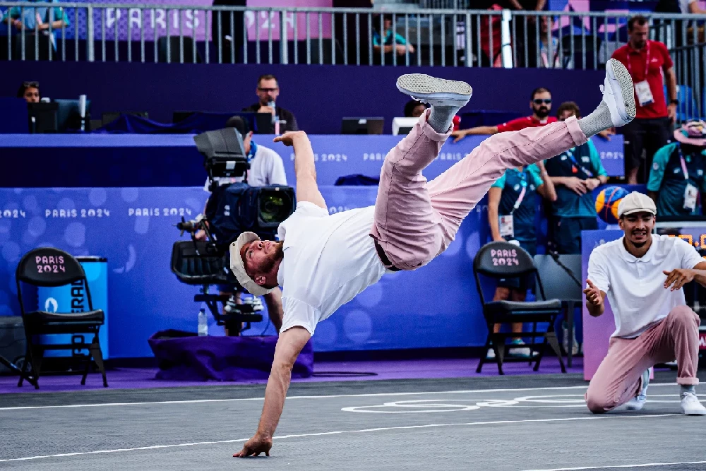 team building danse, cohésion équipe entreprise, atelier danse entreprise, animation team building entreprise, team building original entreprise, danse événement entrep